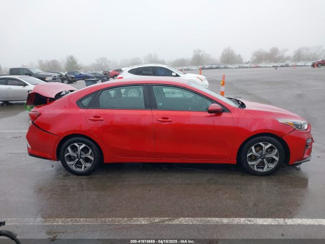 3KPF24AD4KE109715 KIA Forte Lxs