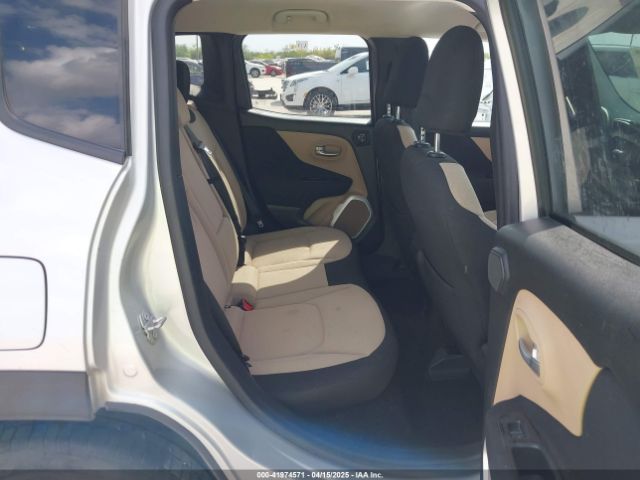 ZACCJABT3FPC06455 Jeep Renegade Latitude