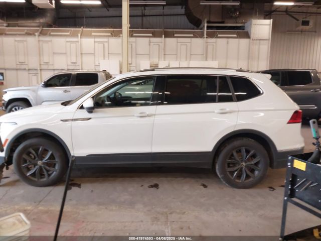 3VV2B7AX7RM034374 Volkswagen Tiguan 2.0t Se/2.0t Wolfsburg Edition