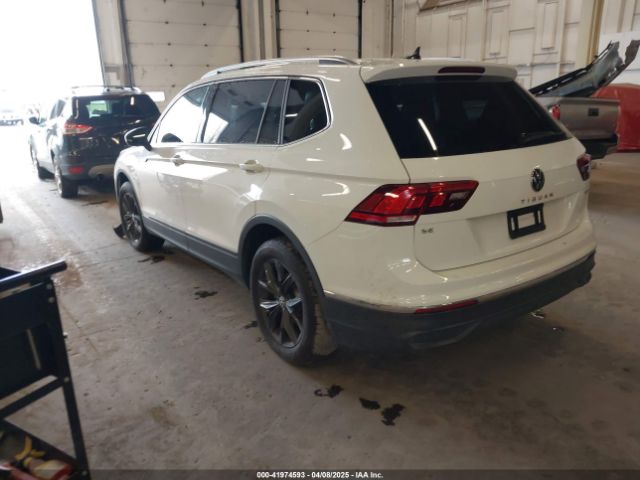 3VV2B7AX7RM034374 Volkswagen Tiguan 2.0t Se/2.0t Wolfsburg Edition