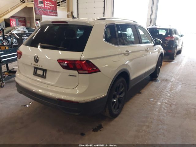 3VV2B7AX7RM034374 Volkswagen Tiguan 2.0t Se/2.0t Wolfsburg Edition