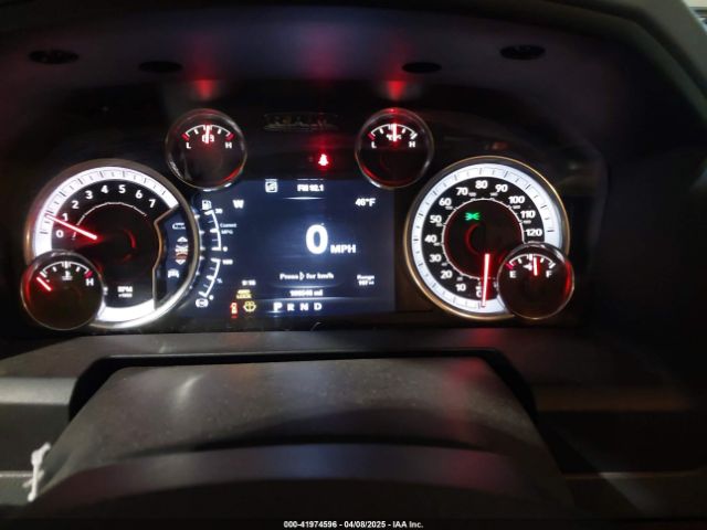 1C6RR7GT2HS549373 RAM 1500 Big Horn  4x4 6'4 Box