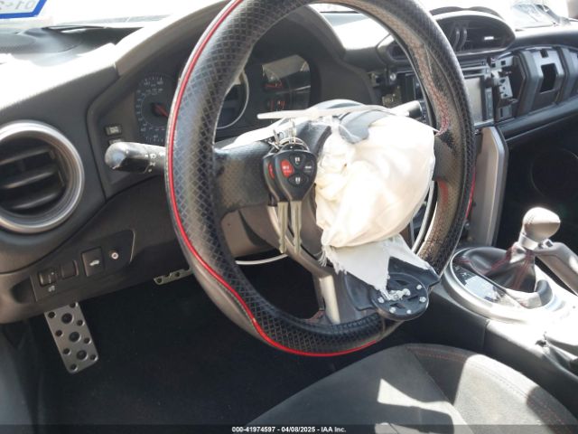 JF1ZNAA12E8705290 Scion FR-S