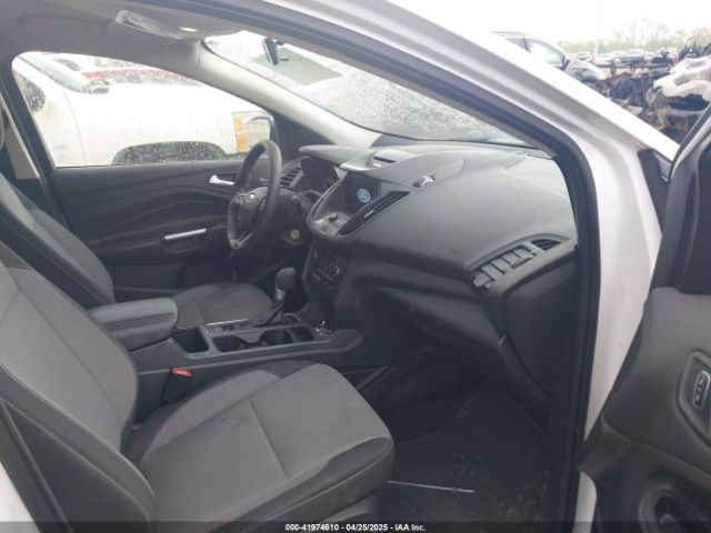 1FMCU9GD8HUB50632 Ford ESCAPE SE