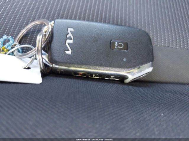 5XXG14J22NG151737 KIA K5 LXS