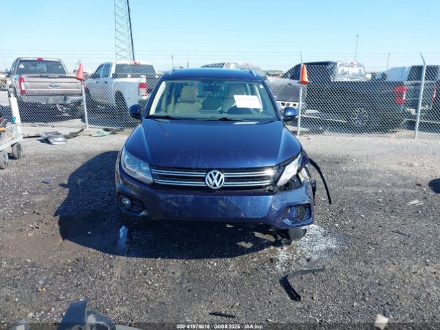WVGAV7AX0GW581352 Volkswagen TIGUAN SE