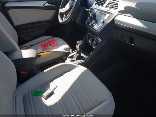 3VVFB7AX7RM063715 Volkswagen Tiguan 2.0t S