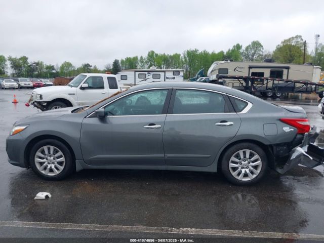 1N4AL3AP2HC212617 Nissan Altima 2.5 S