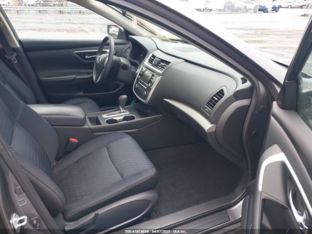 1N4AL3AP2HC212617 Nissan Altima 2.5 S