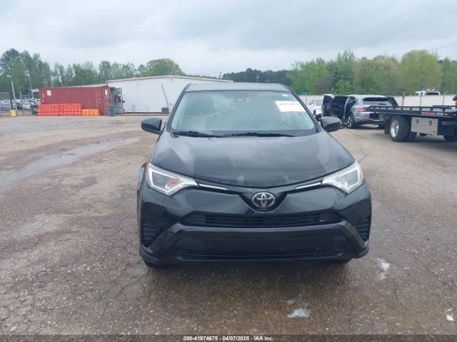 2T3BFREV8JW777510 Toyota RAV4 LE