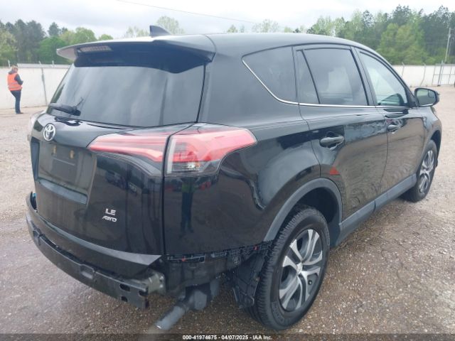 2T3BFREV8JW777510 Toyota RAV4 LE