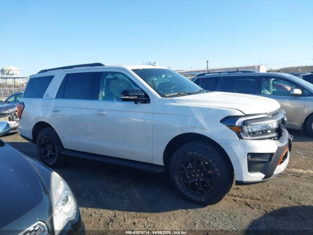 1FMJU1RG1REB10629 Ford Expedition Timberline