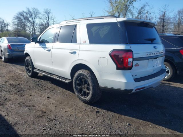 1FMJU1RG1REB10629 Ford Expedition Timberline