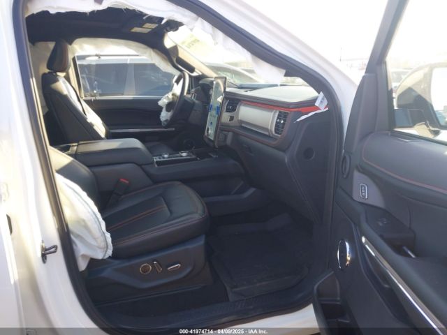 1FMJU1RG1REB10629 Ford Expedition Timberline