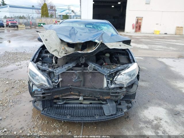 2T1BURHE2FC398263 Toyota COROLLA LE