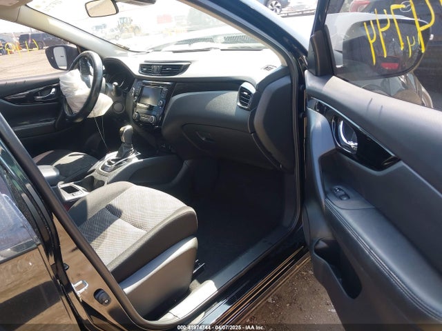 JN1BJ1BWXMW448085 Nissan Rogue Sport Sv Awd Xtronic Cvt
