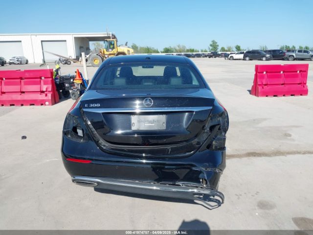 WDDZF4JB2JA351345 Mercedes-Benz E 300