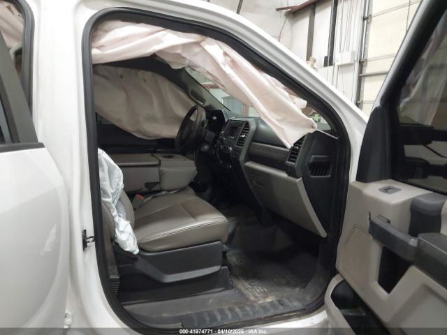 1FT7W2BTXKEC83691 Ford F-250 Xl