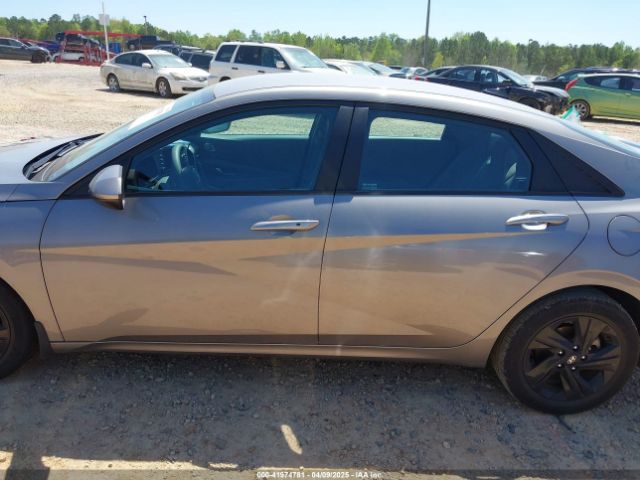 KMHLM4AG3PU553437 Hyundai ELANTRA SEL