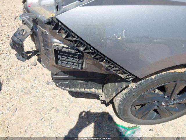 KMHLM4AG3PU553437 Hyundai ELANTRA SEL