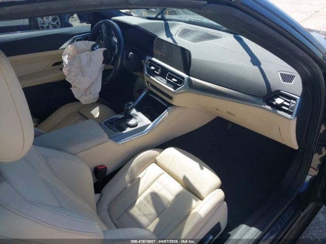 WBA53AT05MCH03452 BMW M440I