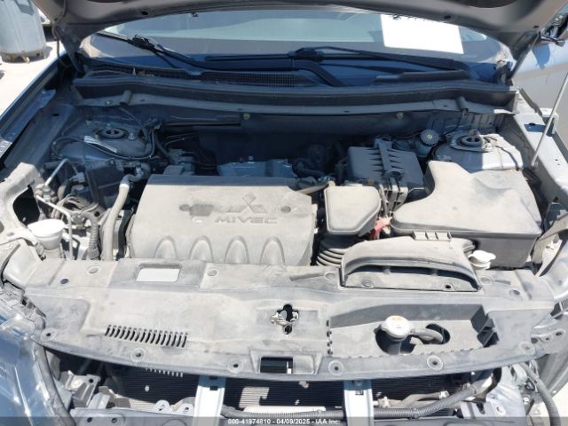 JA4AD2A31KJ000609 Mitsubishi Outlander Es