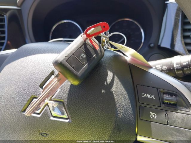 JA4AD2A31KJ000609 Mitsubishi Outlander Es