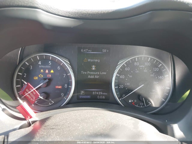 JN1EV7AP4JM364687 Infiniti Q50 3.0t Luxe