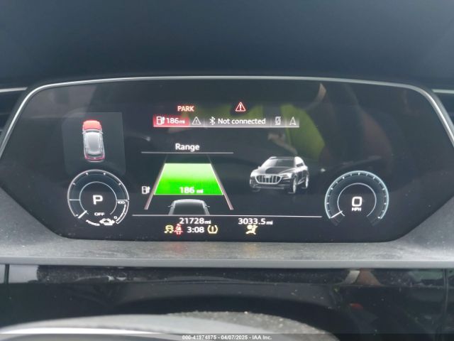 WA1LAAGE8PB006137 Audi E-tron Premium Plus Quattro