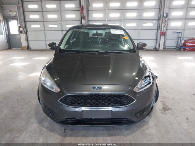 Ford FOCUS SE 2017 1FADP3F29HL220440 Image 12