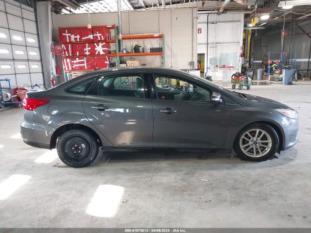 Ford FOCUS SE 2017 1FADP3F29HL220440 Image 13