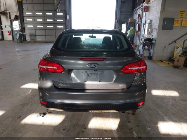 Ford FOCUS SE 2017 1FADP3F29HL220440 Image 16