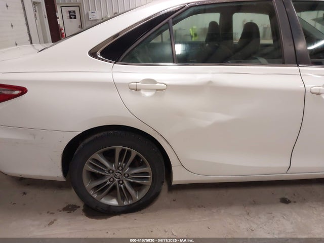 4T1BF1FK6HU281274 Toyota CAMRY SE