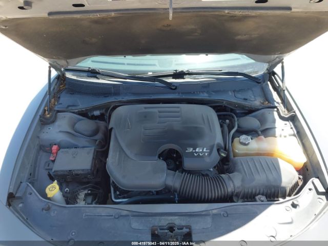2C3CDXBG4HH634718 Dodge Charger Se Rwd