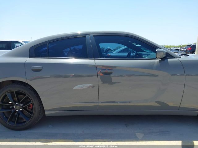 2C3CDXBG4HH634718 Dodge Charger Se Rwd