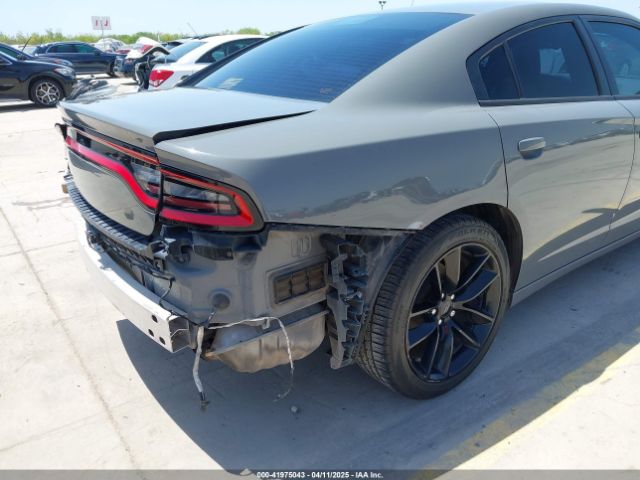 2C3CDXBG4HH634718 Dodge Charger Se Rwd