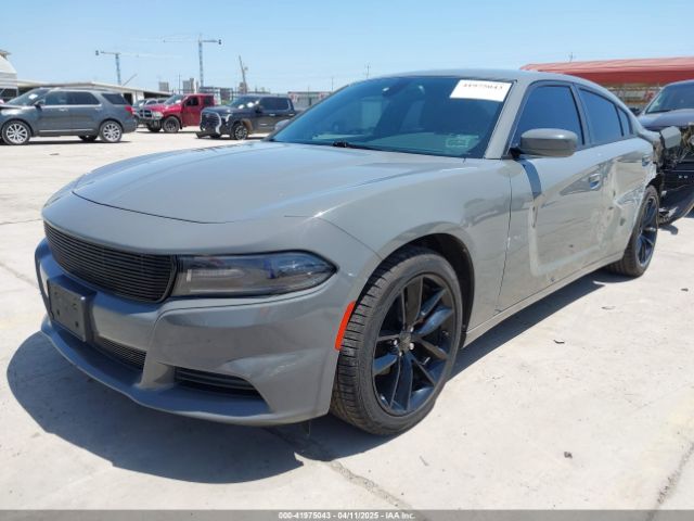 2C3CDXBG4HH634718 Dodge Charger Se Rwd