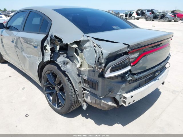 2C3CDXBG4HH634718 Dodge Charger Se Rwd