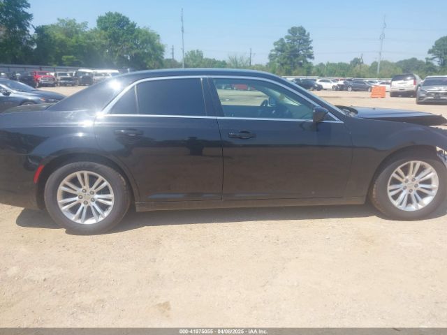 2C3CCAAG4HH553025 Chrysler 300 Limited