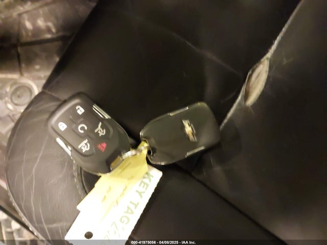 1GNSKBKC6HR310870 Chevrolet Tahoe Lt