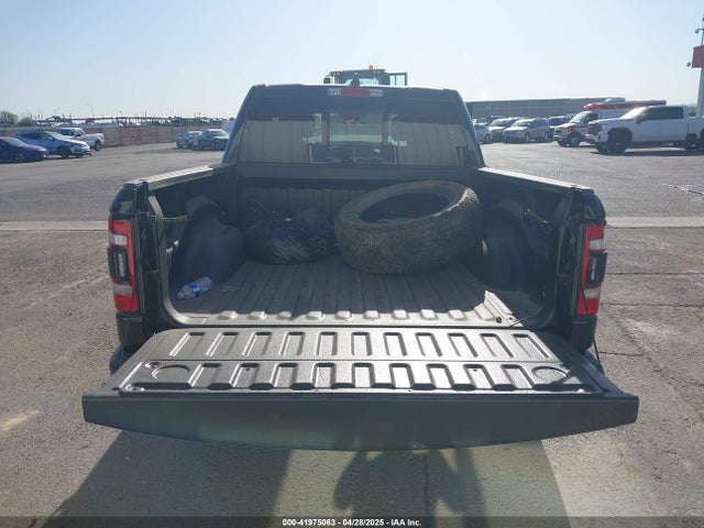 1C6SRFFT9LN308110 RAM 1500