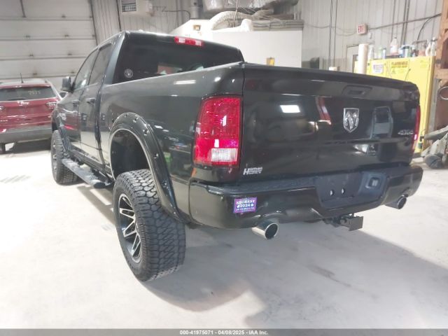 1C6RR7FT1HS720437 RAM 1500 Express  4x4 6'4 Box
