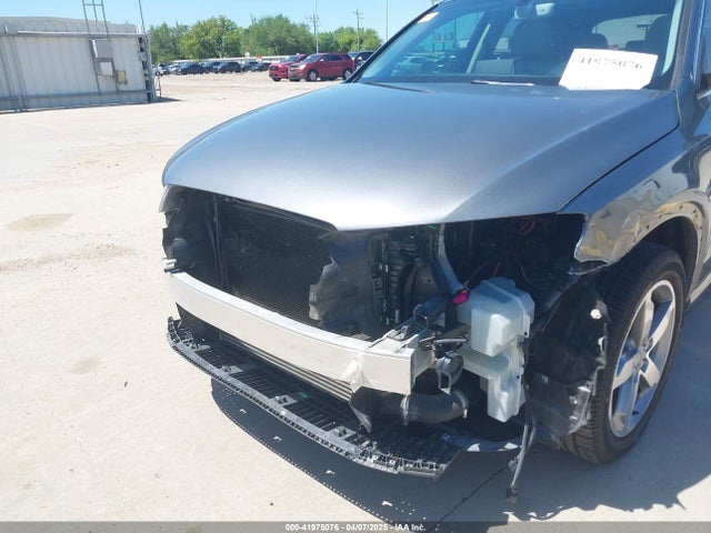 WA1GFCFS7FR013818 Audi Q3 2.0t Premium Plus