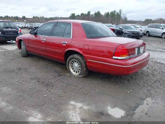 1999 FORD CROWN VICTORIA 2FAFP74W9XX154222 Photo 2