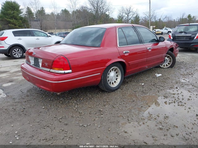 1999 FORD CROWN VICTORIA 2FAFP74W9XX154222 Photo 3