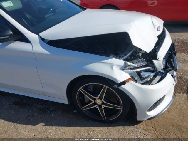 55SWF4JB9GU112726 Mercedes-Benz C 300 Luxury/sport