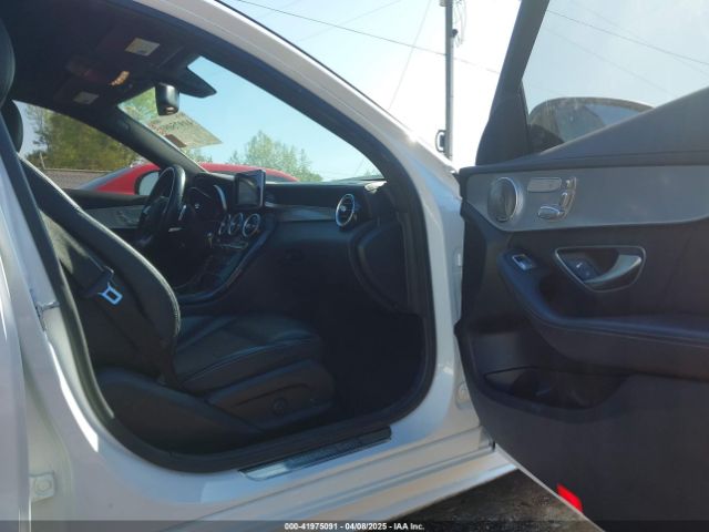55SWF4JB9GU112726 Mercedes-Benz C 300 Luxury/sport