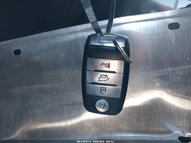 KNDJX3A59G7313089 KIA Soul !