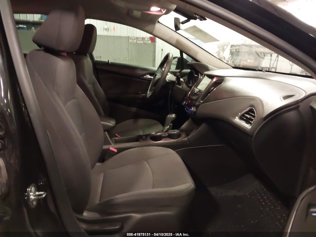 1G1BE5SM3J7245576 Chevrolet Cruze Lt Auto