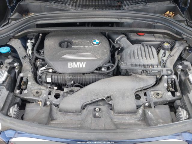 2017 BMW X1 WBXHT3C39H5F70584 Photo 9
